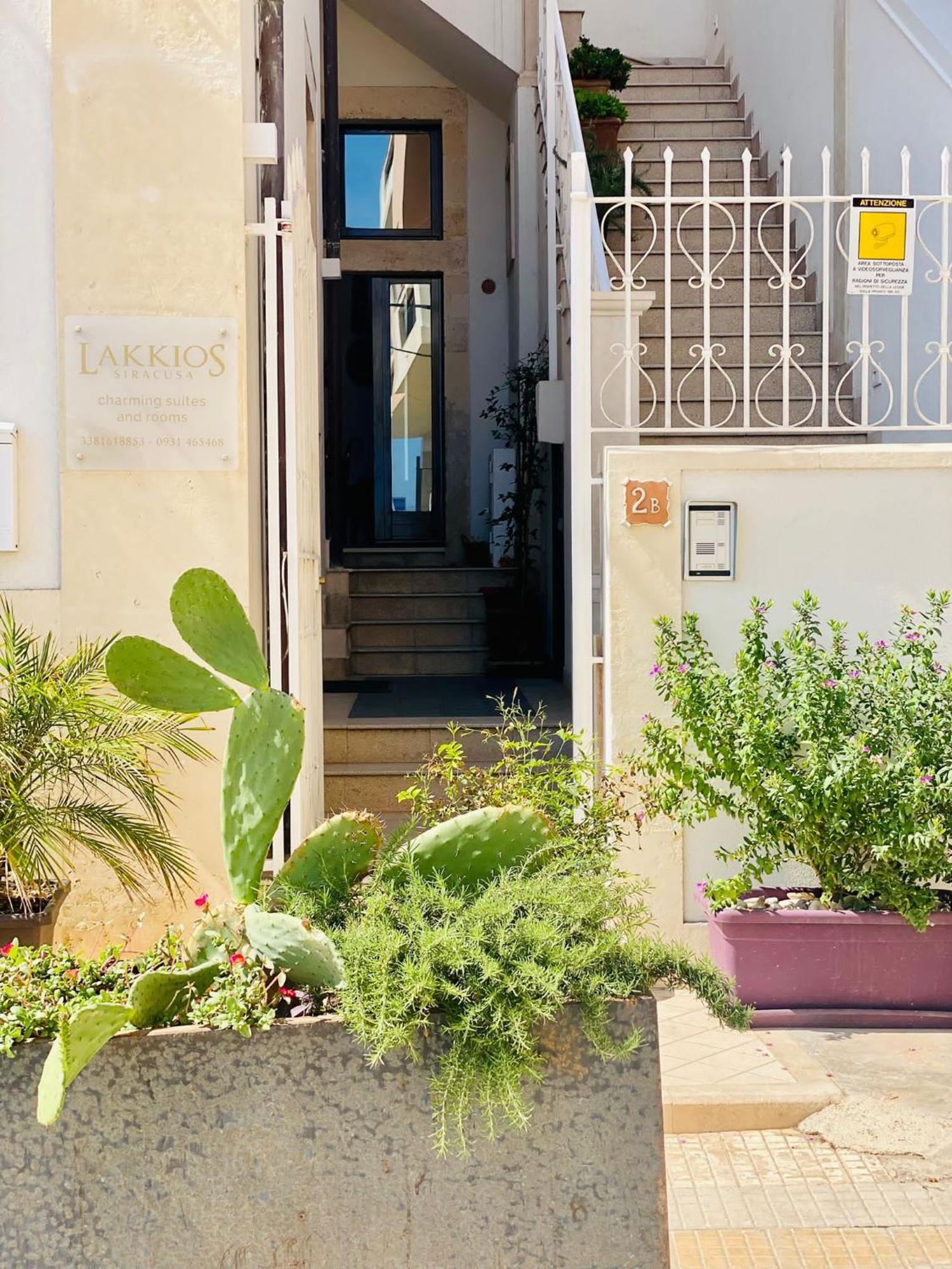 Lakkios Charming Suites And Rooms Szirakúza Kültér fotó