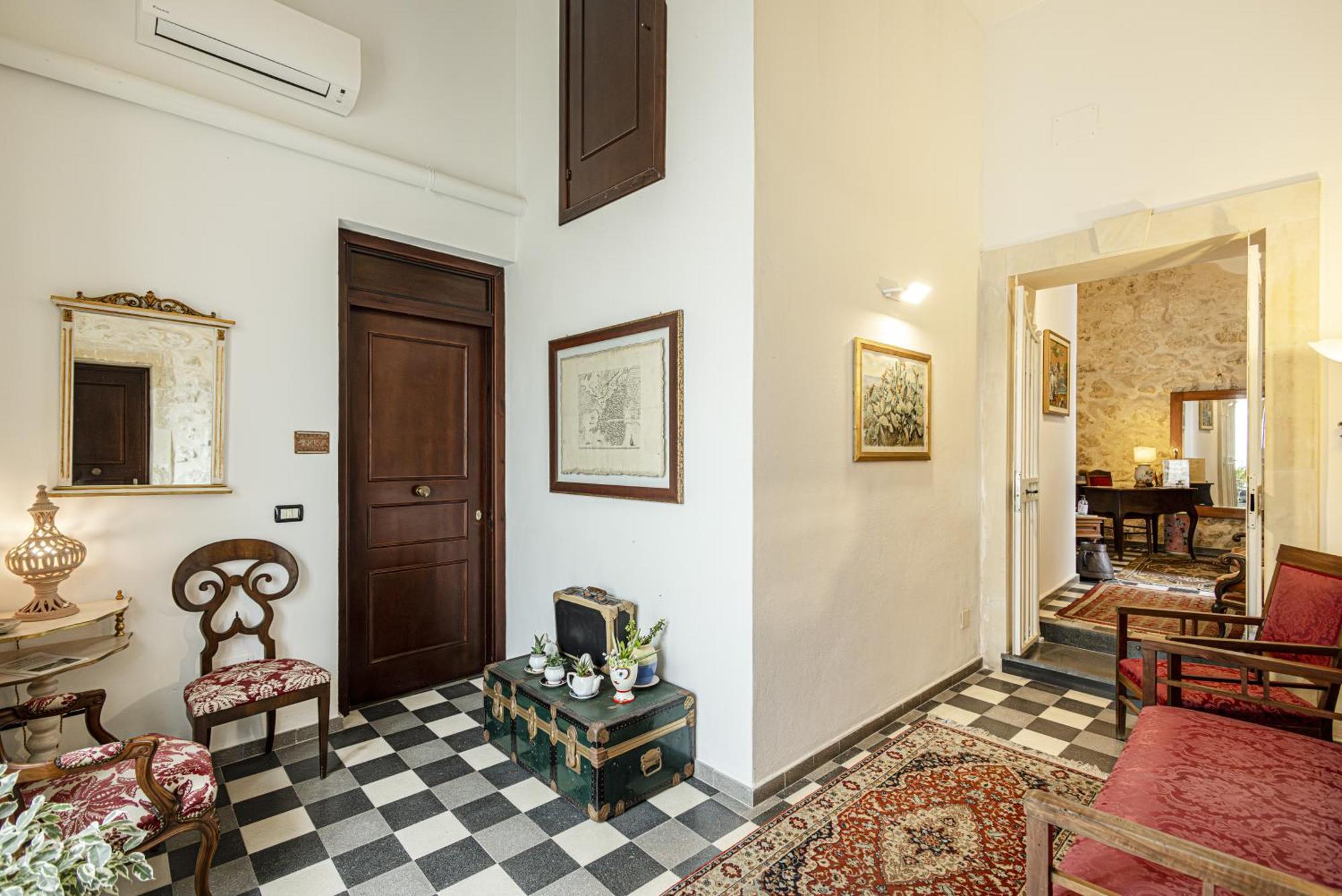 Lakkios Charming Suites And Rooms Szirakúza Kültér fotó